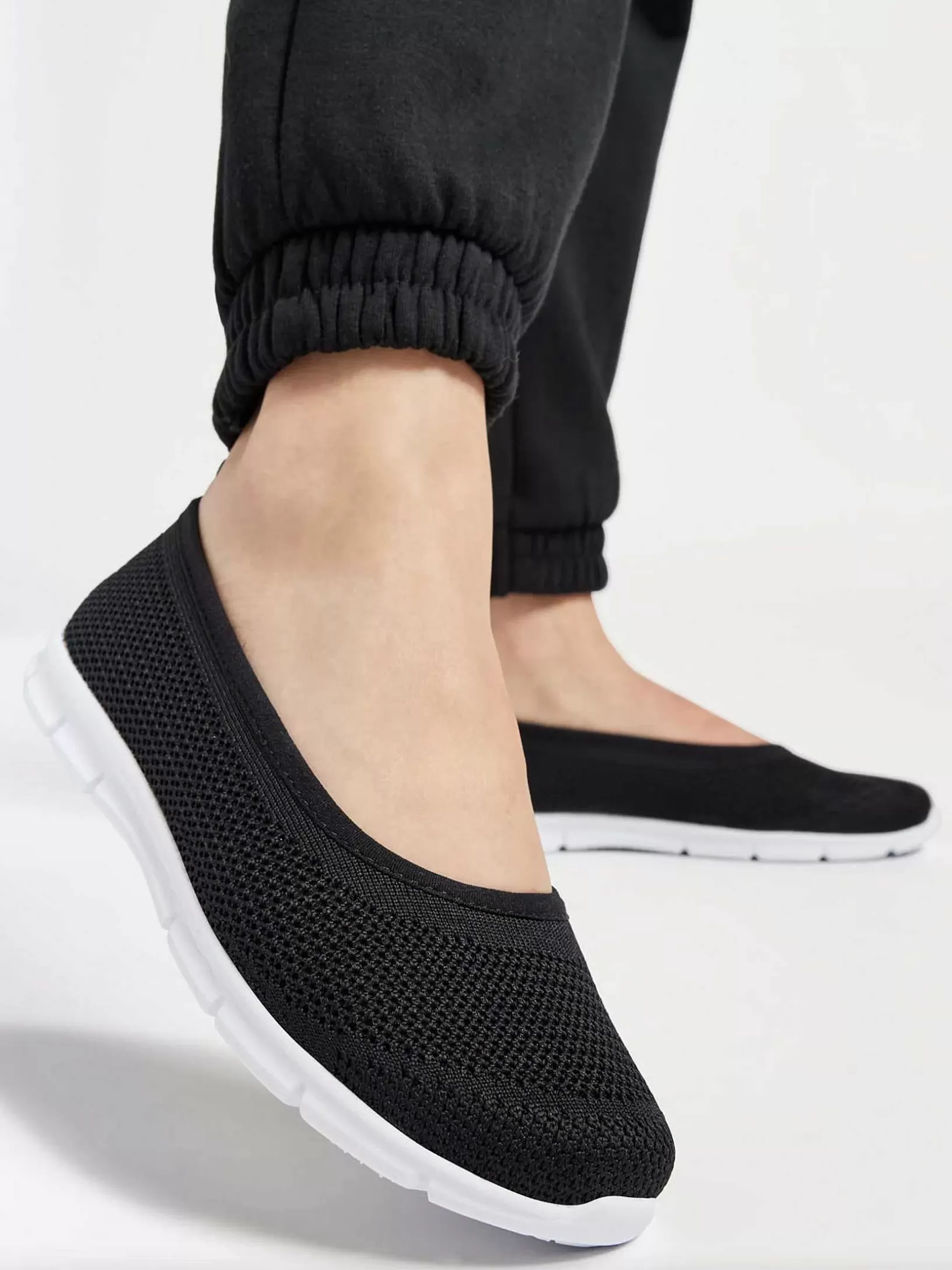 Slipper | Graceland Schwarzer Slip-On-Memory-Schaum
